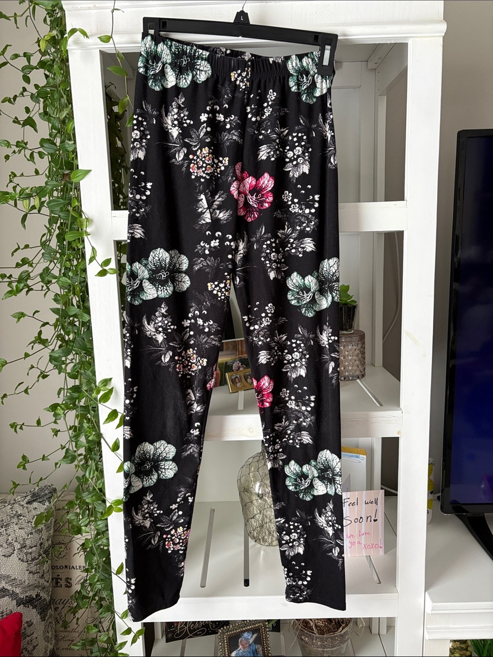Floral Print Black soft Stretch leggings